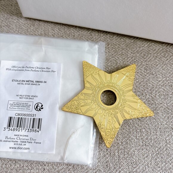 BRAND NEW DIOR CHRISTMAS STAR WITH FULL PACKAGING - Picture 10 of 12